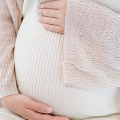 主持人⚫🇮🇱: 非常感谢，谢👨‍🌾谢🐳在刚刚过去的CE👥👩‍❤️‍👩